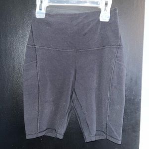 Lululemon align 8” shorts with pockets